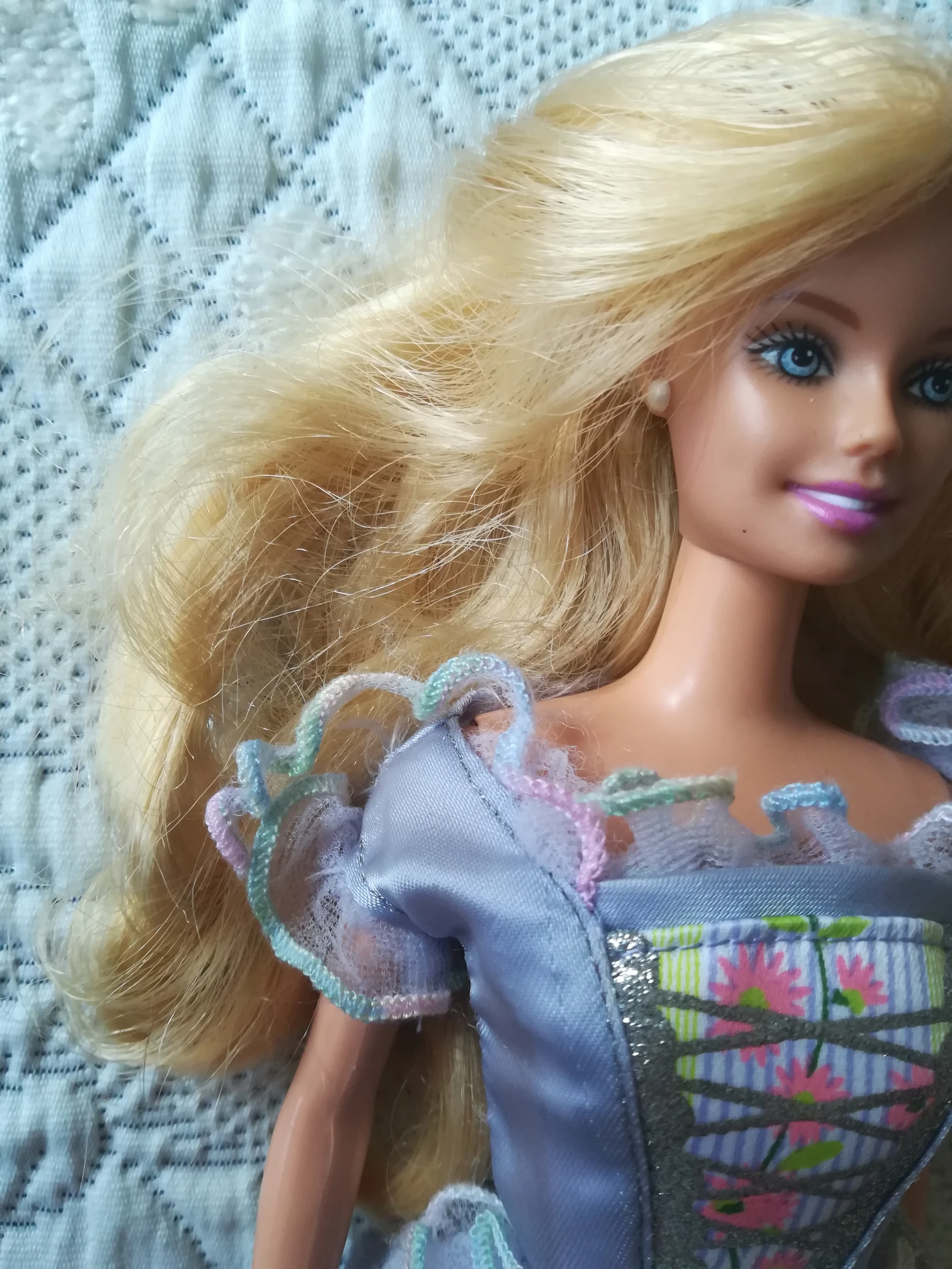 Barbie Princess (Blonde) Doll (Ref. 28264) from 2001 – photo 3